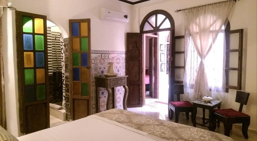 Riad De La Semaine Marrakesh Luaran gambar